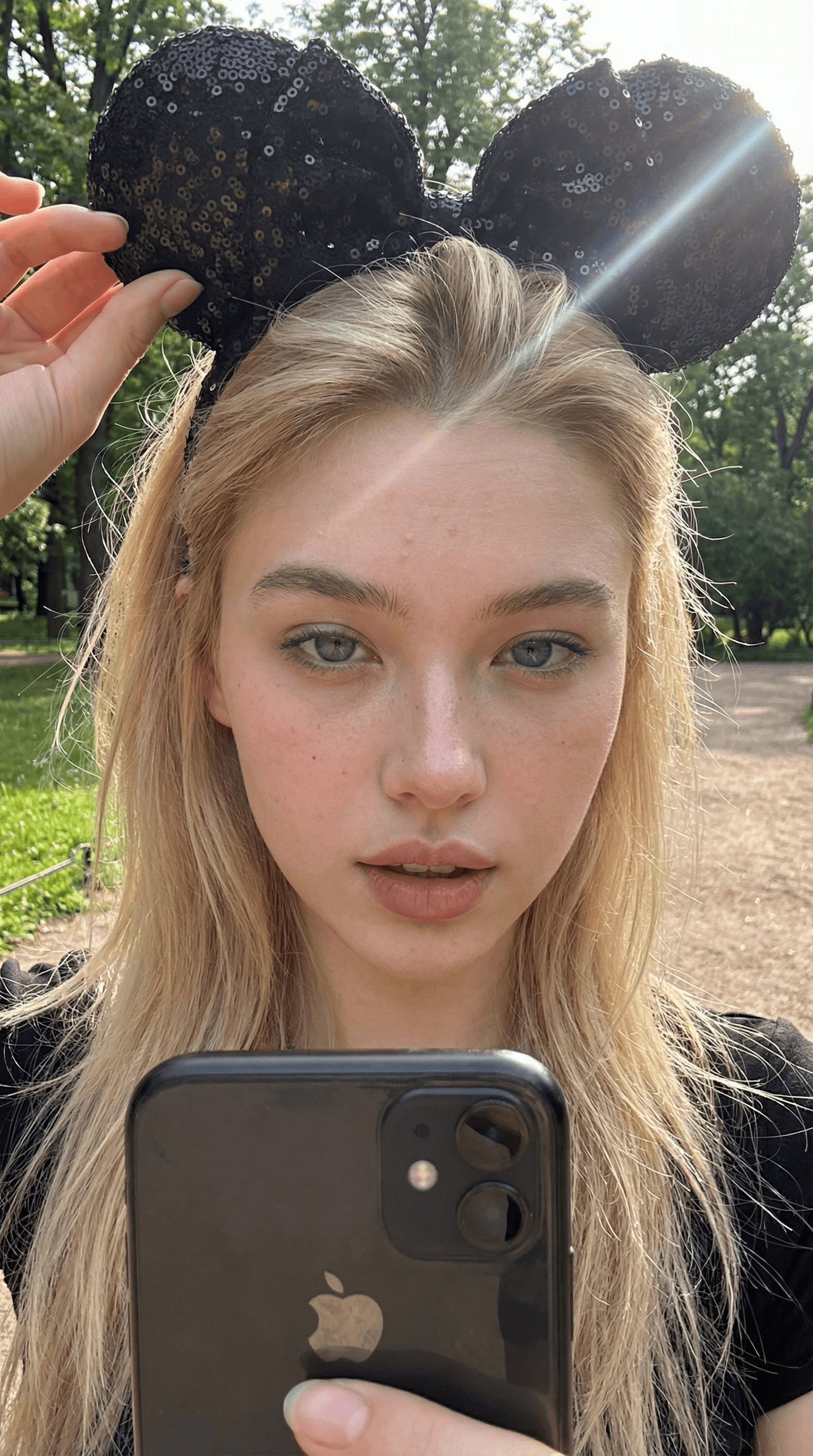 VIRTUAL INFLUENCER VAMANI - 3